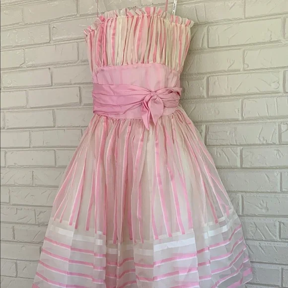 Betsey Johnson Pink and White Dress - Picture 2 of 9